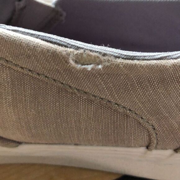 Vans slip on khaki color size 8.5 - Picture 7 of 9